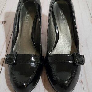 Kenneth Cole Reaction Black Patent Pumps Women’s Size 8.5 Buckle